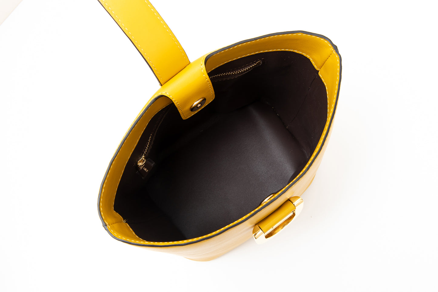 Bou (ボゥ) calf/mustard