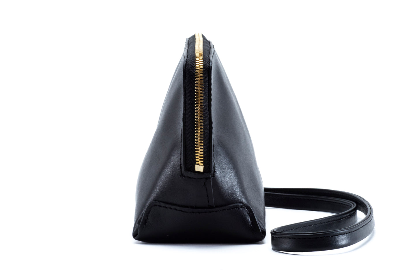 queue （クー）calf /black