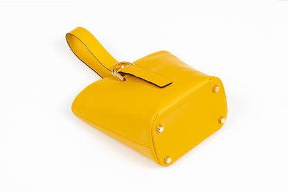 Bou (ボゥ)　calf/mustard