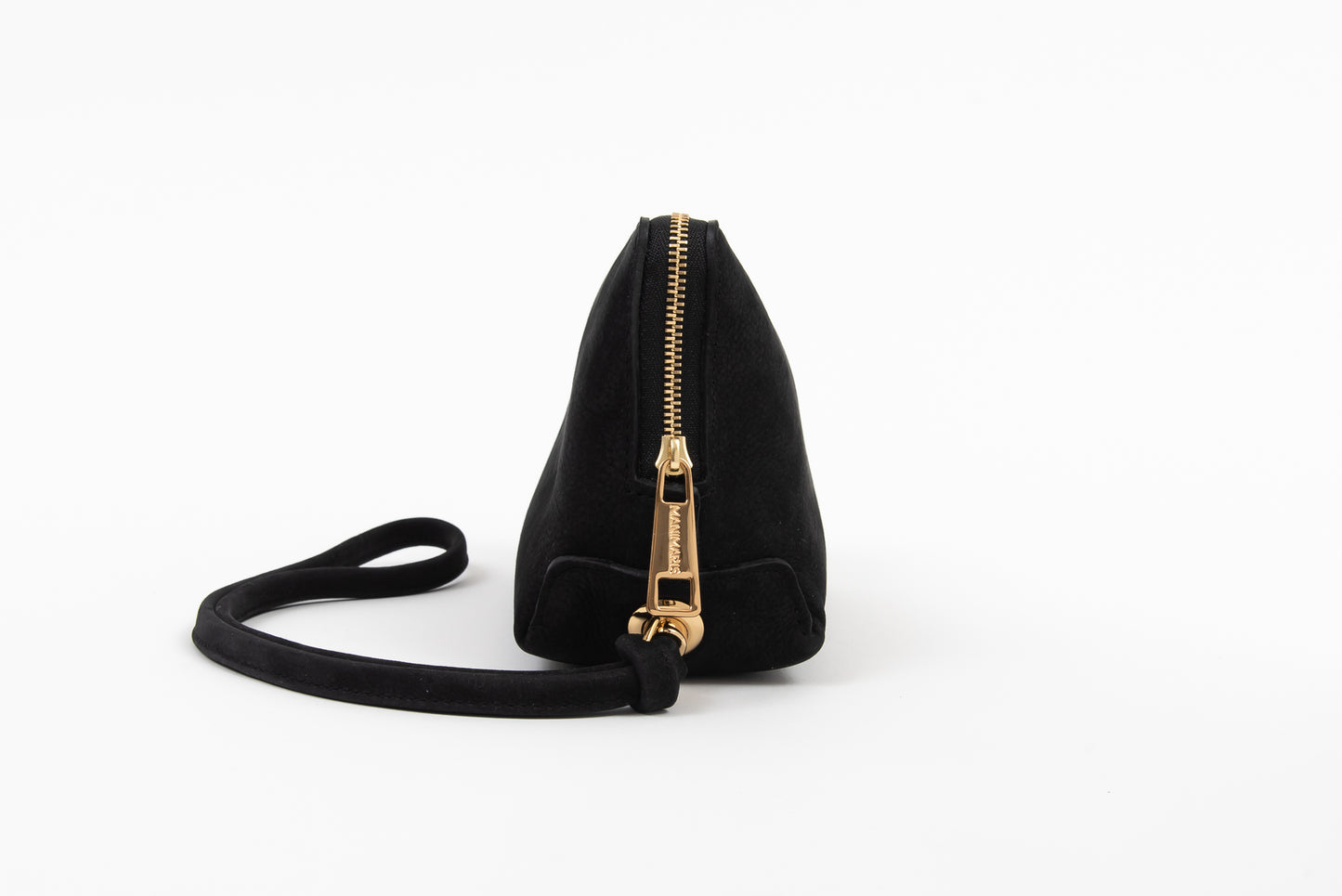 queue （クー） nubuc /blackgold