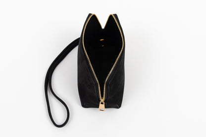 queue （クー） nubuc /blackgold